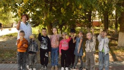 Юные жители посёлка Лиман побывали на экскурсии в осеннем парке