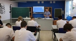 В Астрахани оказывают соцподдержку членам семей участников СВО в сфере образования